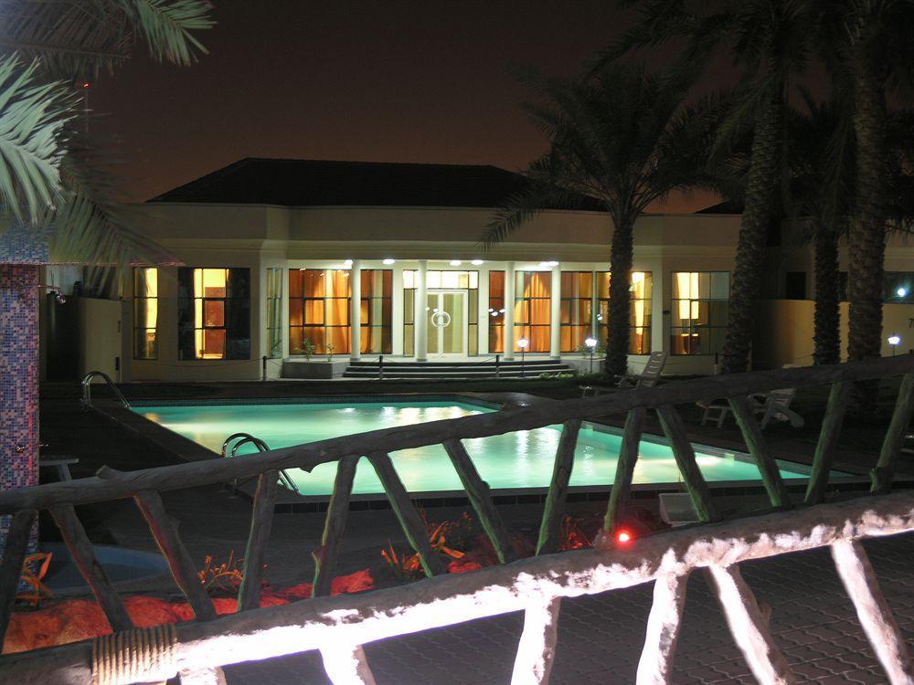 Royal Residence Hotel Apartments Umm al-Quwain Bagian luar foto