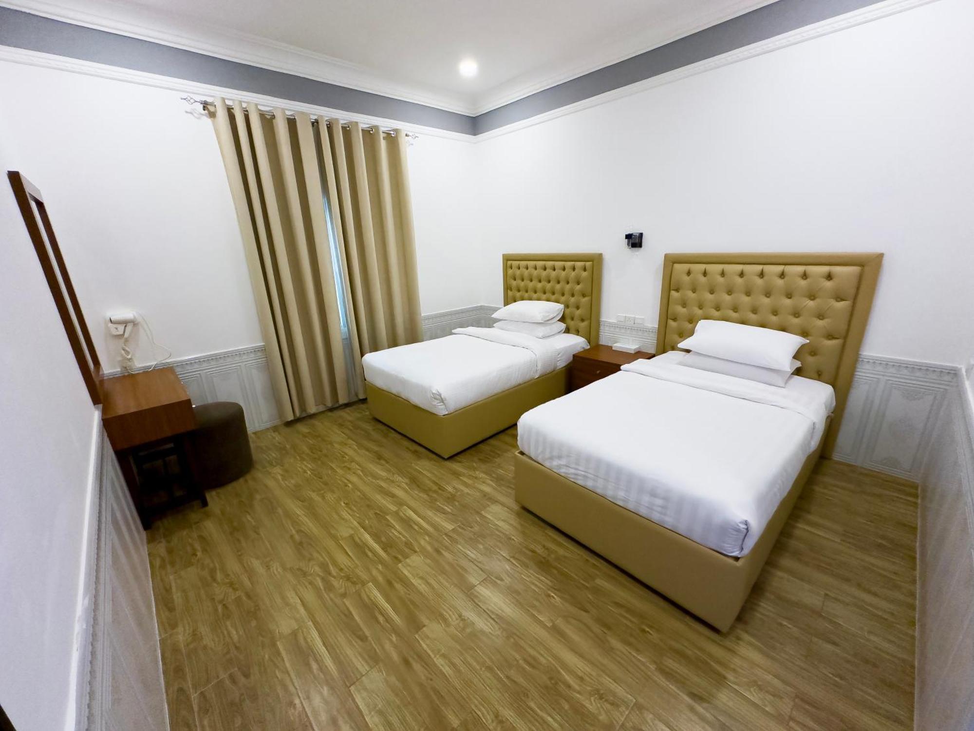 Royal Residence Hotel Apartments Umm al-Quwain Bagian luar foto