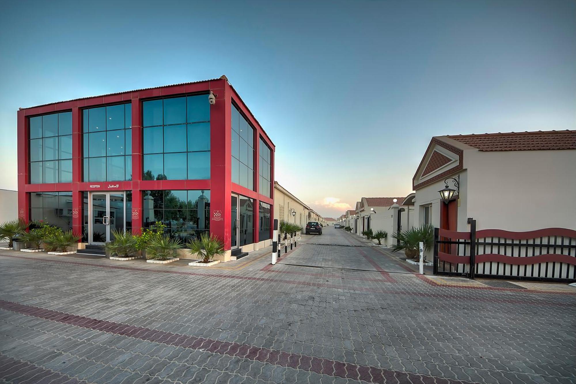Royal Residence Hotel Apartments Umm al-Quwain Bagian luar foto