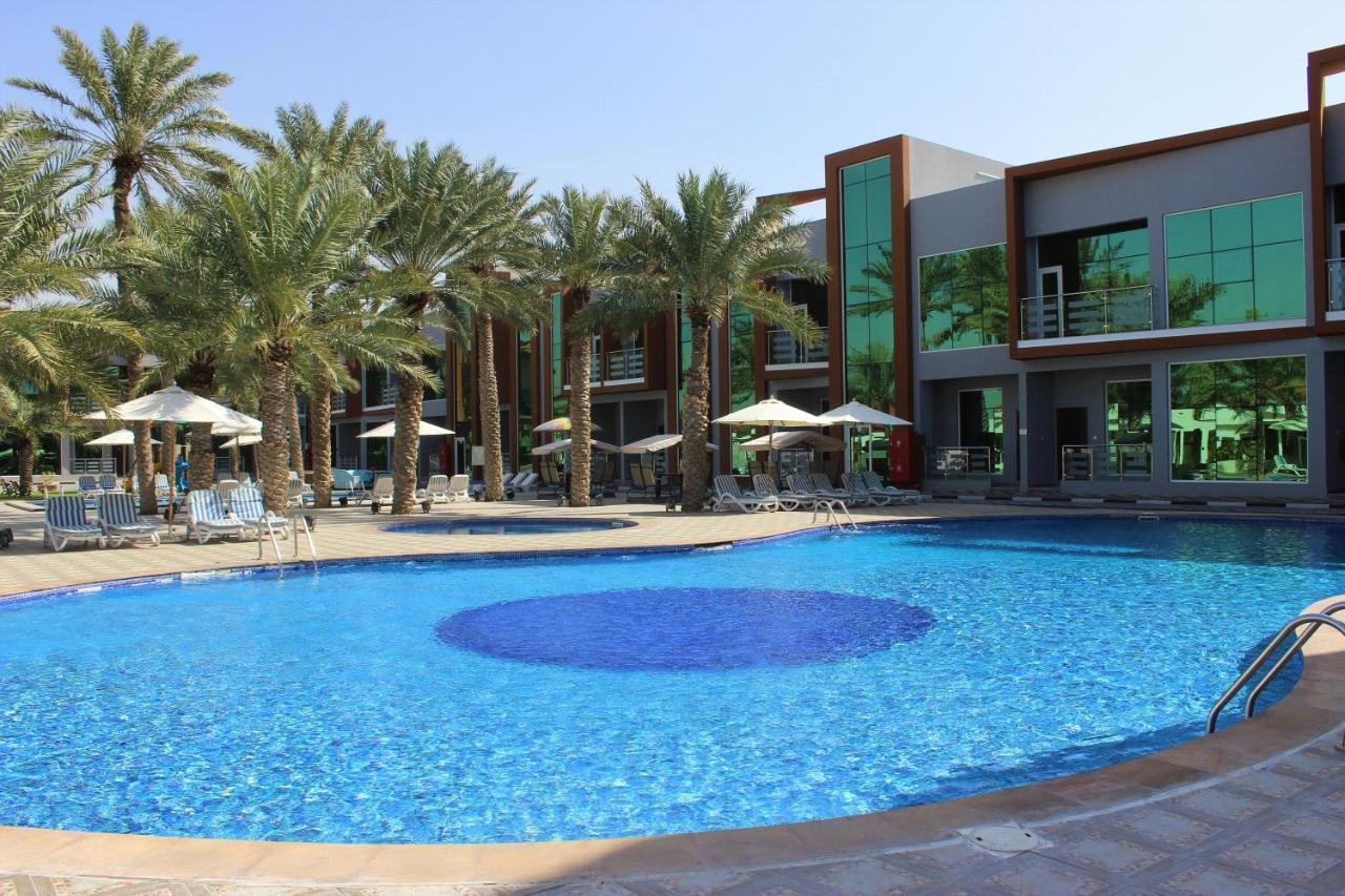 Royal Residence Hotel Apartments Umm al-Quwain Bagian luar foto