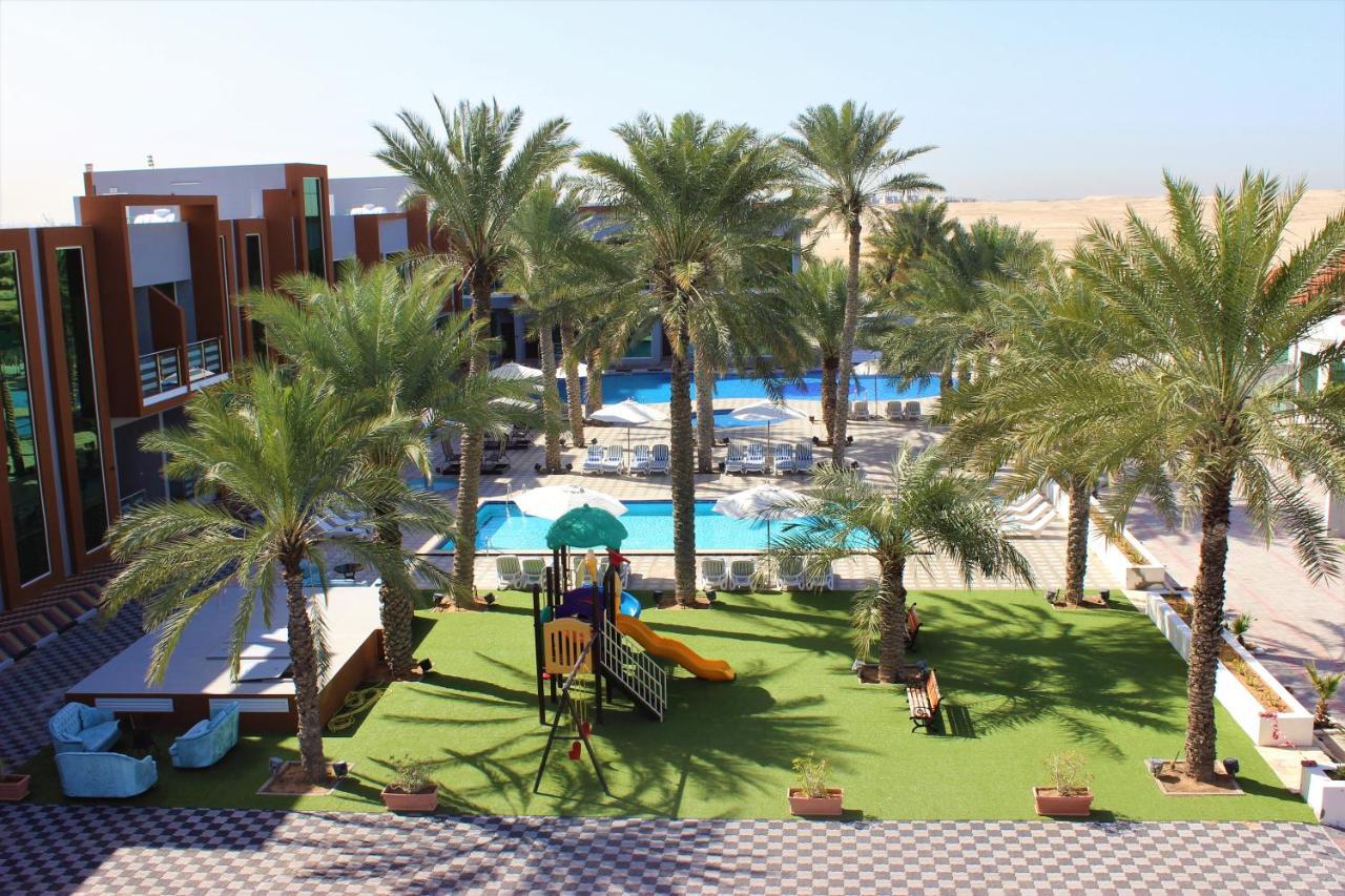Royal Residence Hotel Apartments Umm al-Quwain Bagian luar foto