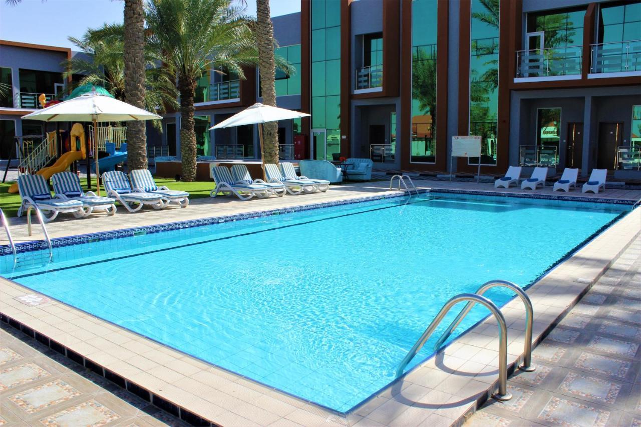Royal Residence Hotel Apartments Umm al-Quwain Bagian luar foto